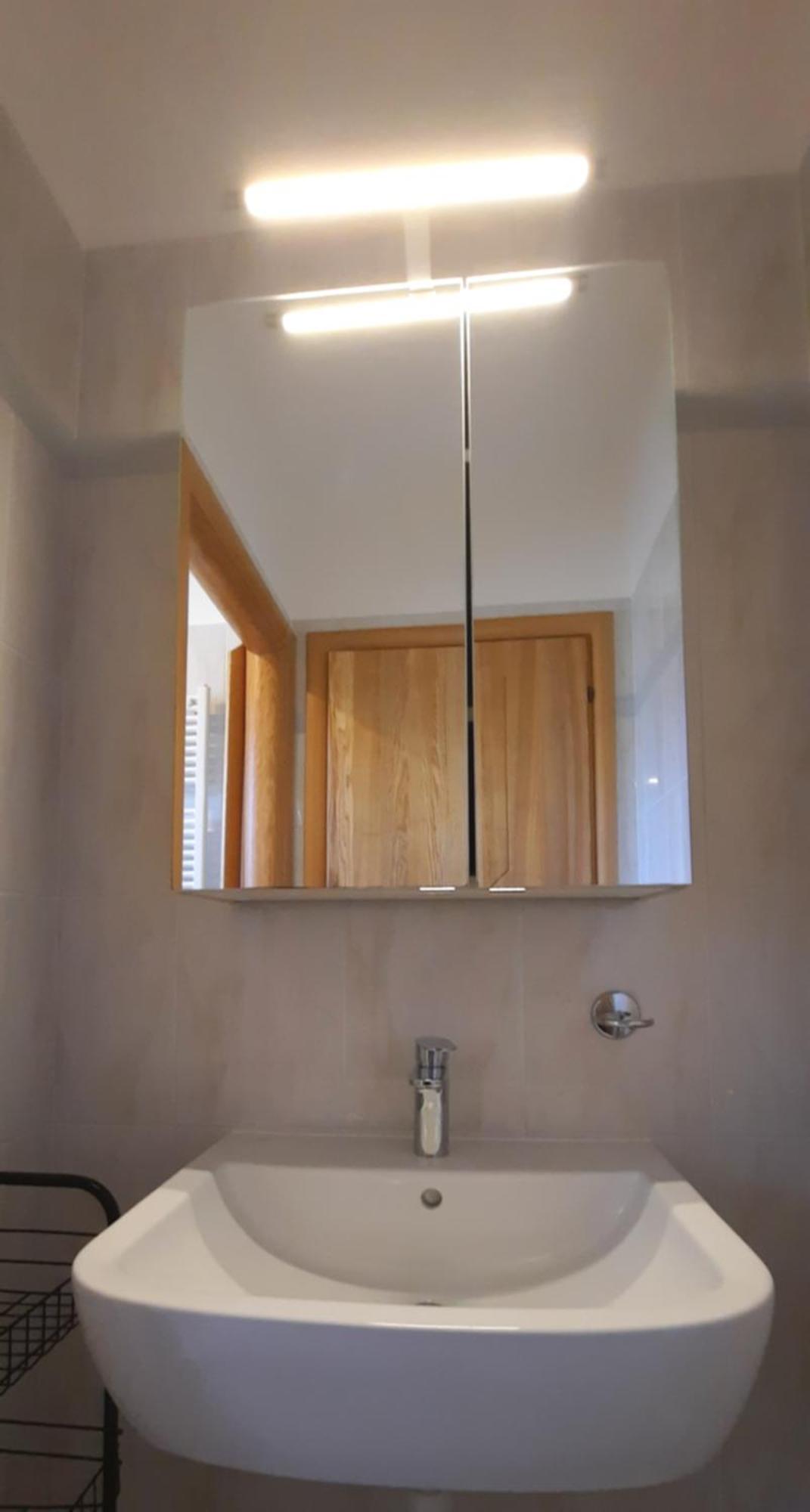 Ferienwohnung Gallo Mit Ueberdachter Terrasse Parkplatz 100 Mtr Z Strand Cannobio Exteriör bild